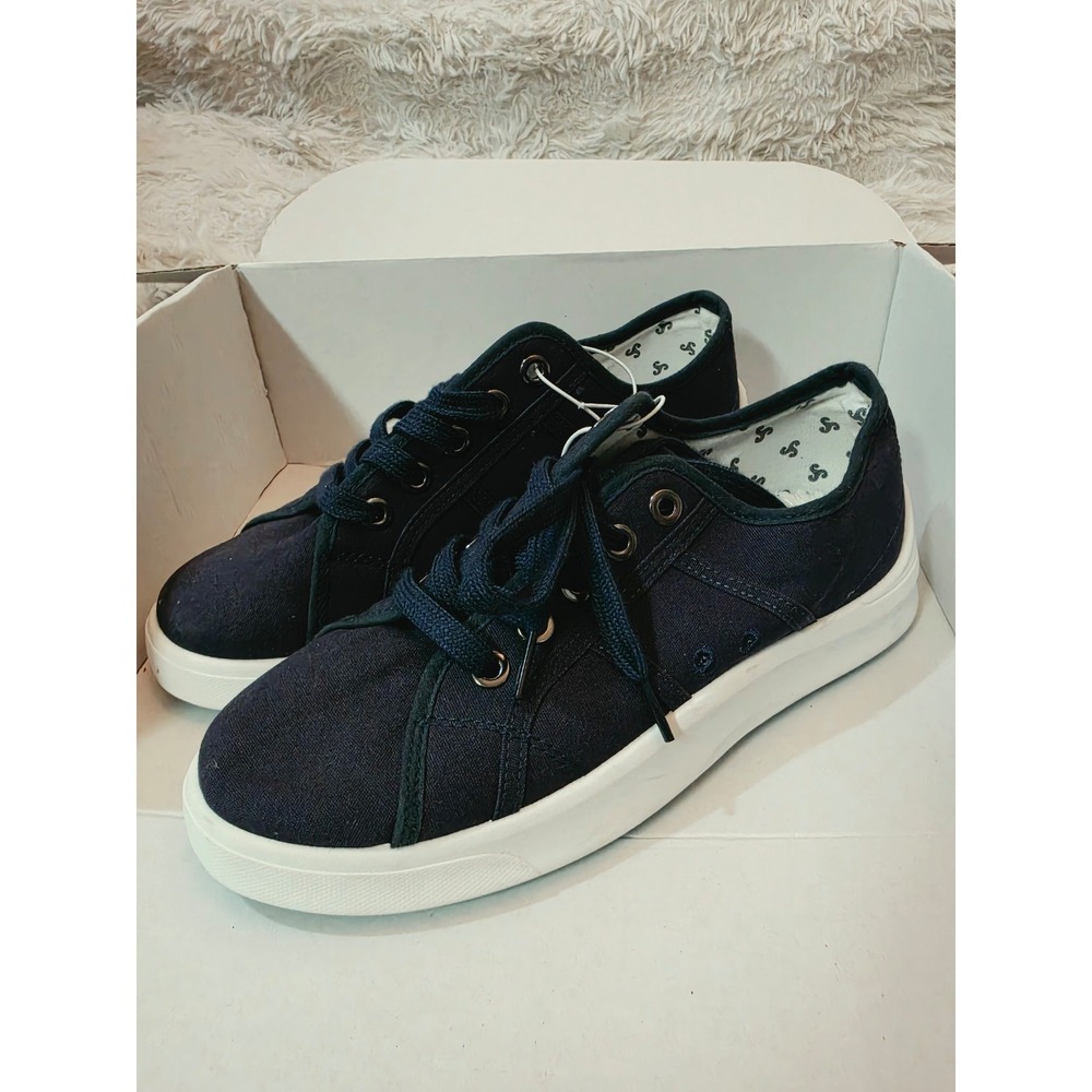 US Sports Harbor Navy Blue Canvas Low Top Sneakers Womens Size 7 NEW